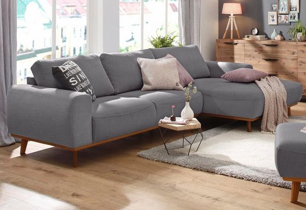 10 canapele confortabile pentru un living modern